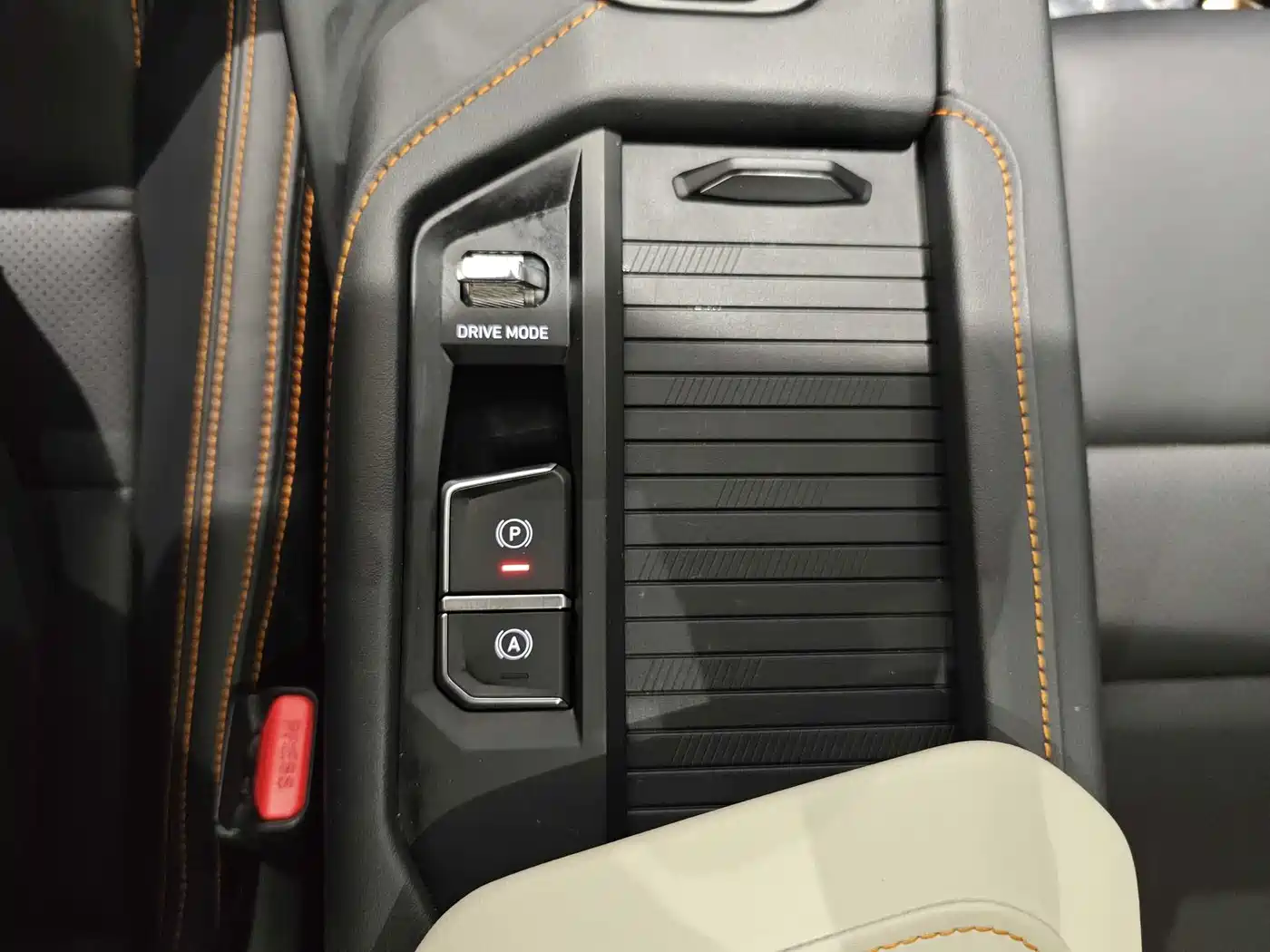 Lynk & Co 06 EM-P 2022 2022 PHEV 84KM Range Pro
