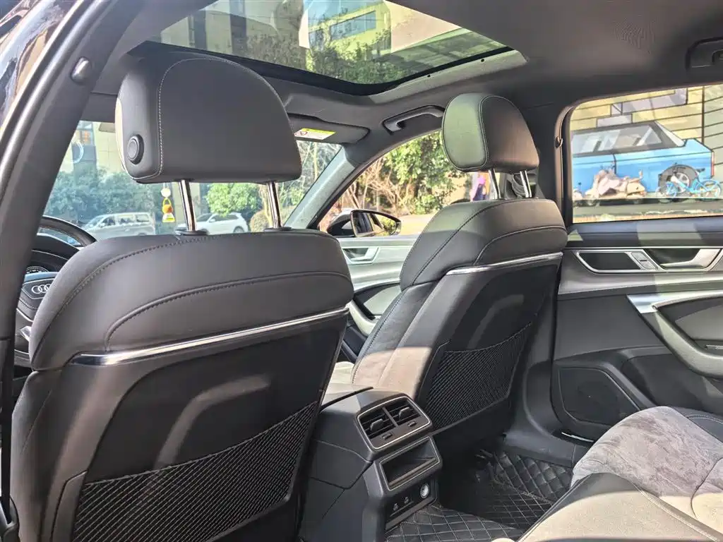 Audi A6L 2023 40 TFSI Luxury Dynamic фото 12