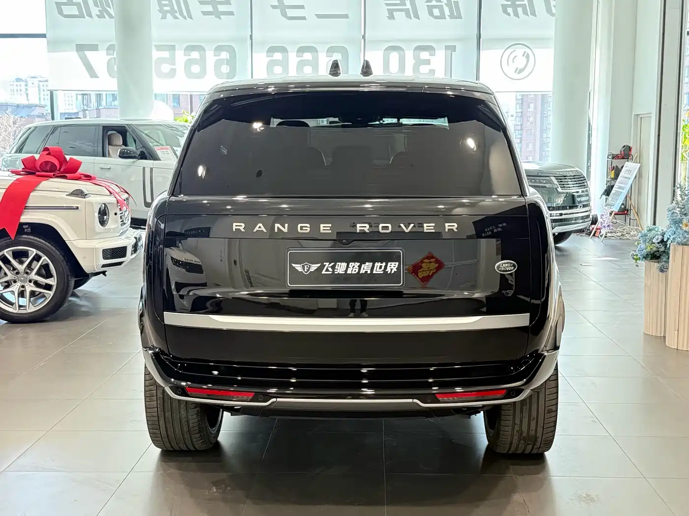 Land Rover Range Rover 2025 3.0 L6 400PS Flourishing Era Extended Wheelbase фото 22