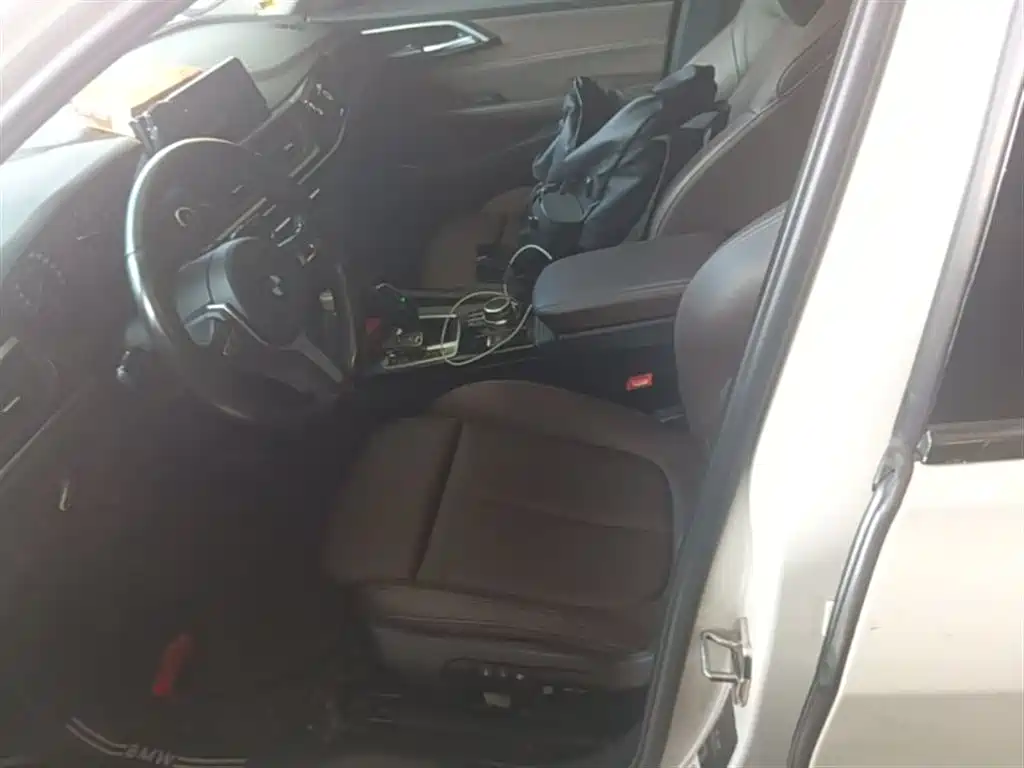 BMW 1 Series 2019 118i M Sport Package фото 15