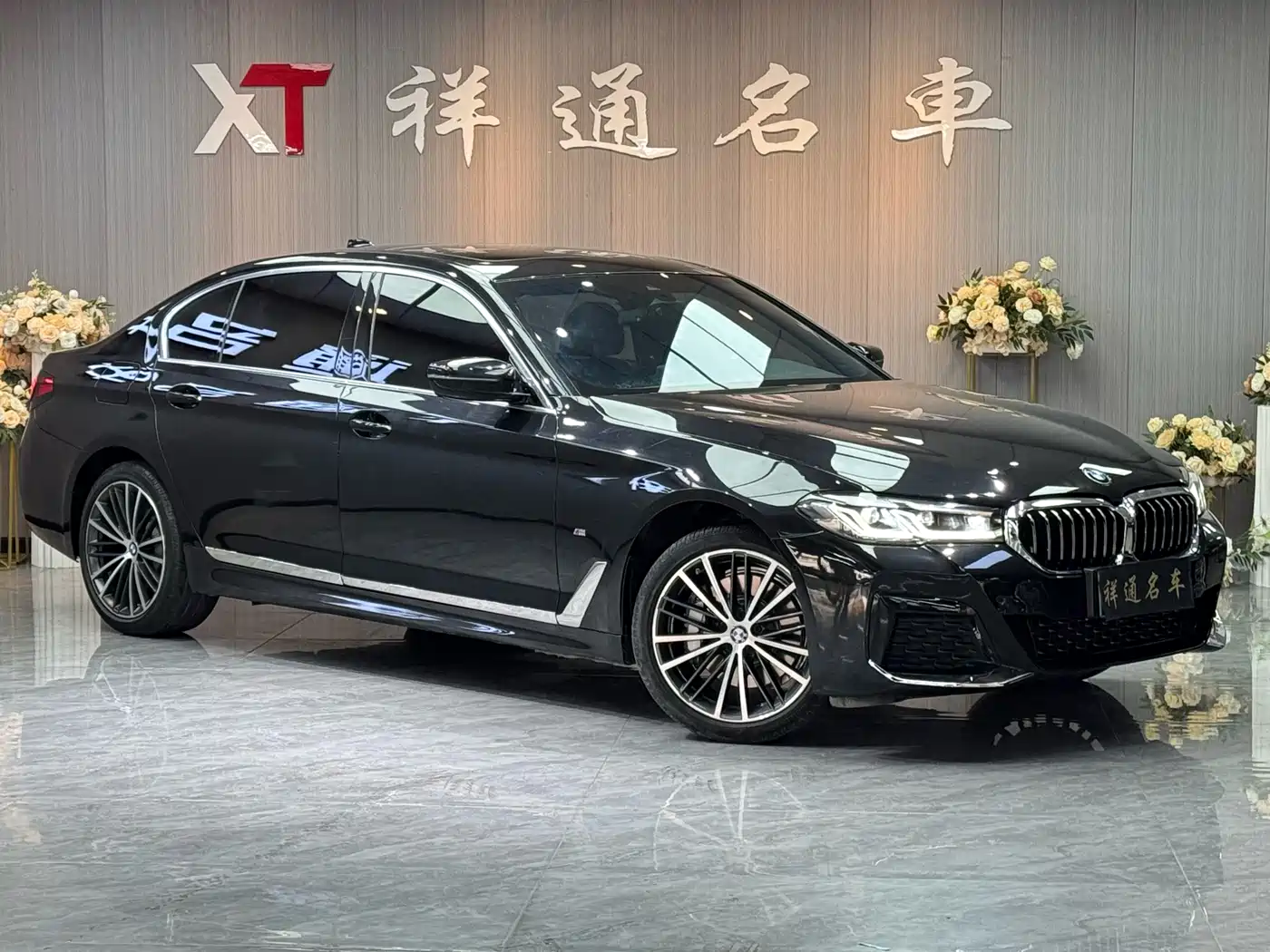 BMW 5 Series 2022 Model Second Facelift 530Li Leading M Sport Package фото 3
