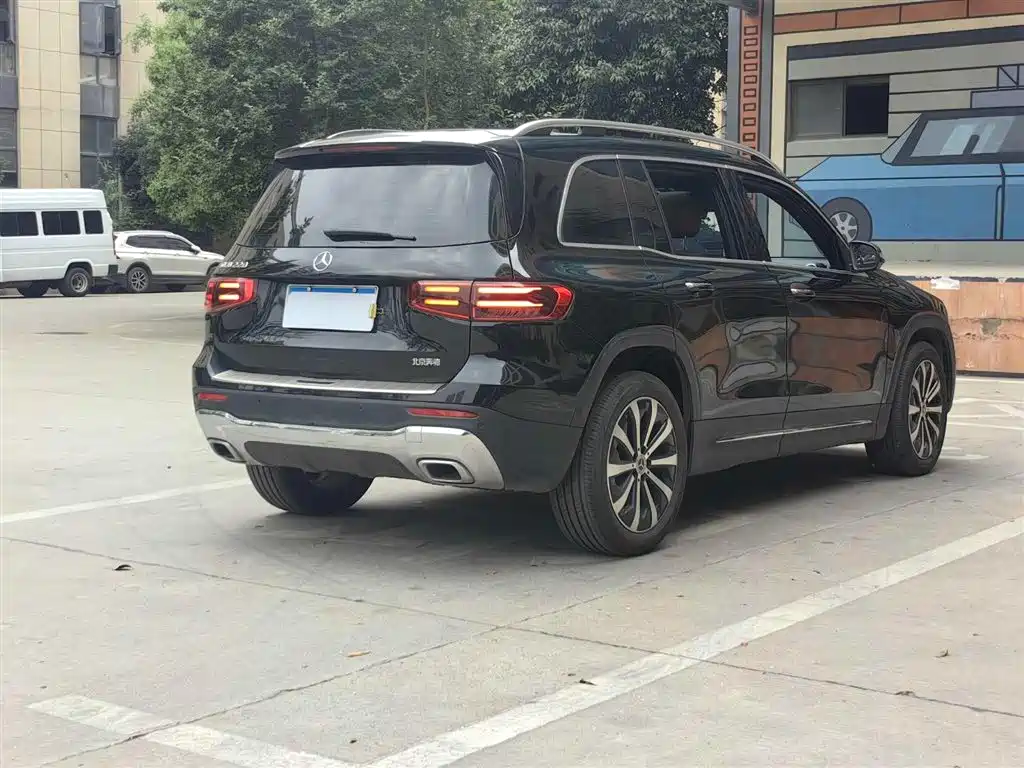 Mercedes-Benz GLB 2024 Facelift GLB 200 Style фото 19