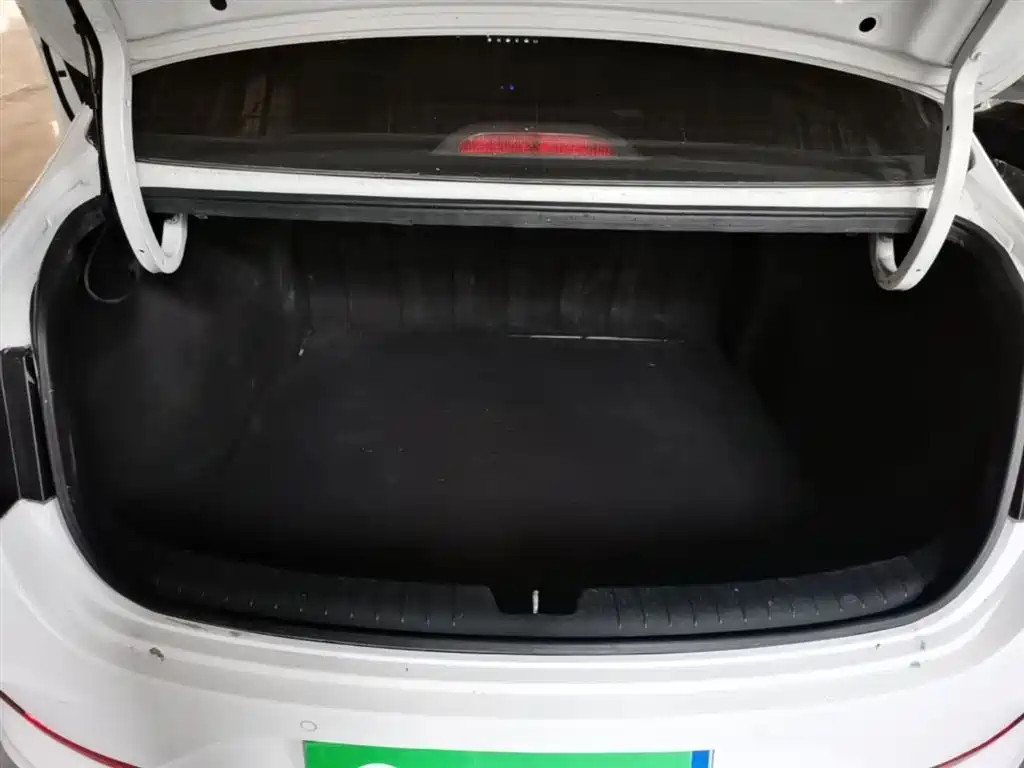 Hyundai Elantra 2018 1.6L Auto Joy GL (China V) фото 19