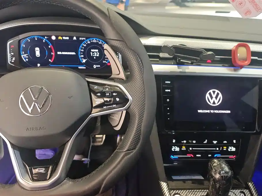 Volkswagen FAW-Volkswagen CC 2023 380TSI Eye-catching Edition фото 12