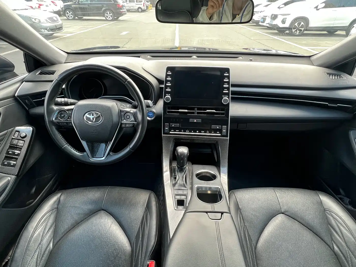 Toyota Avalon 2019 Hybrid 2.5L XLE Premium Edition China VI фото 6
