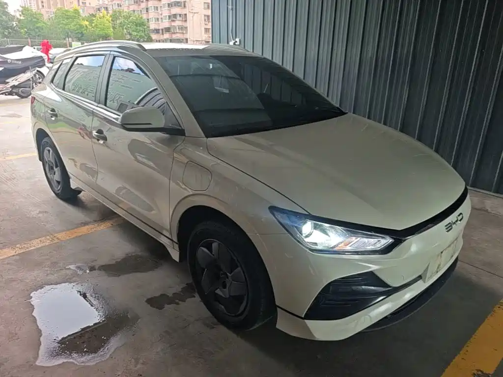 Фото 4 - BYD e2