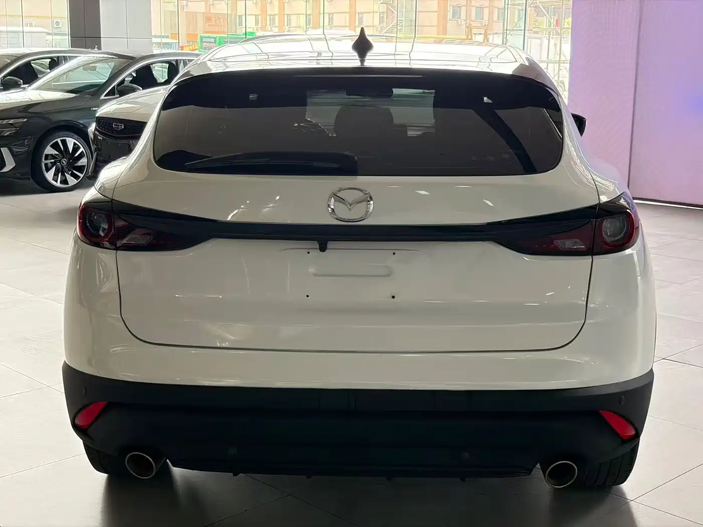 Фото 6 - Mazda CX-4