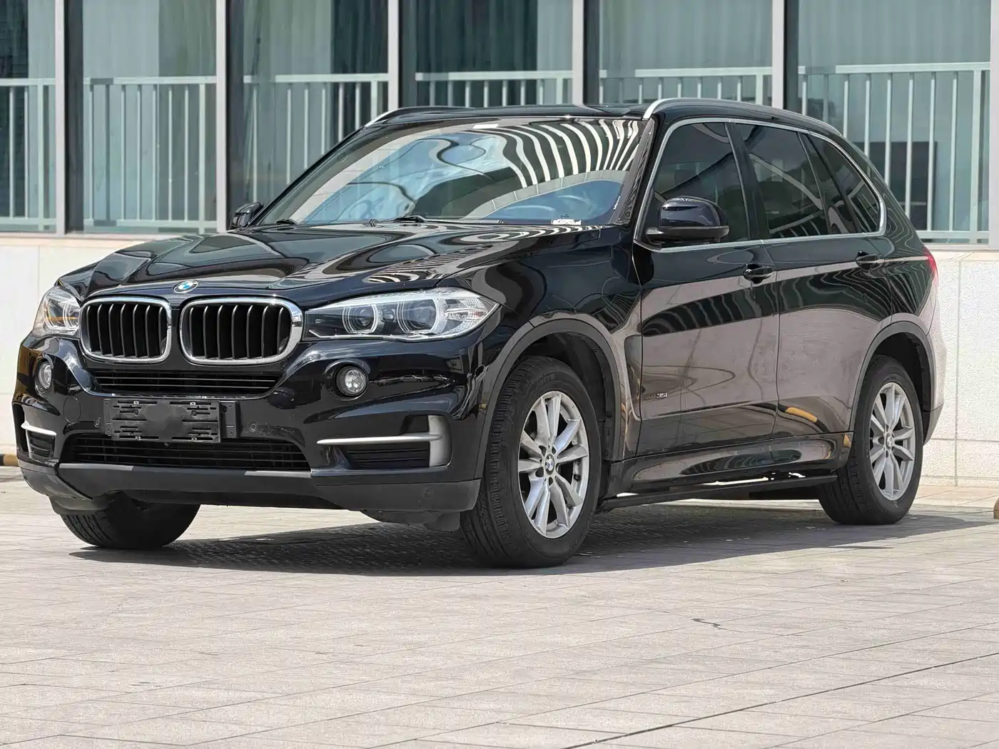 BMW X5 (Import) 2018 xDrive35i Elegant Model