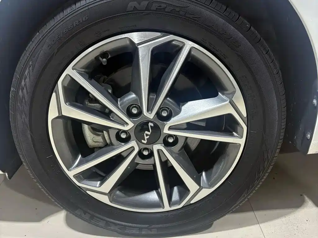 Kia K3 2023 2023 Model 1.5L CVT Luxury Edition