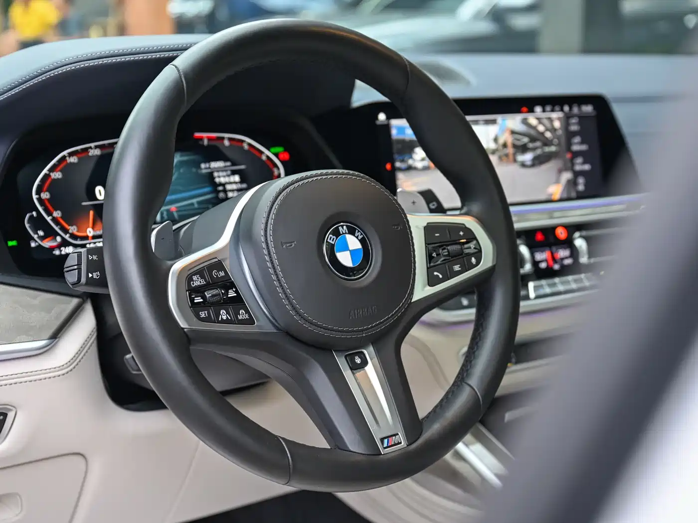 BMW X7 2020 xDrive40i Executive M Sport Package фото 14