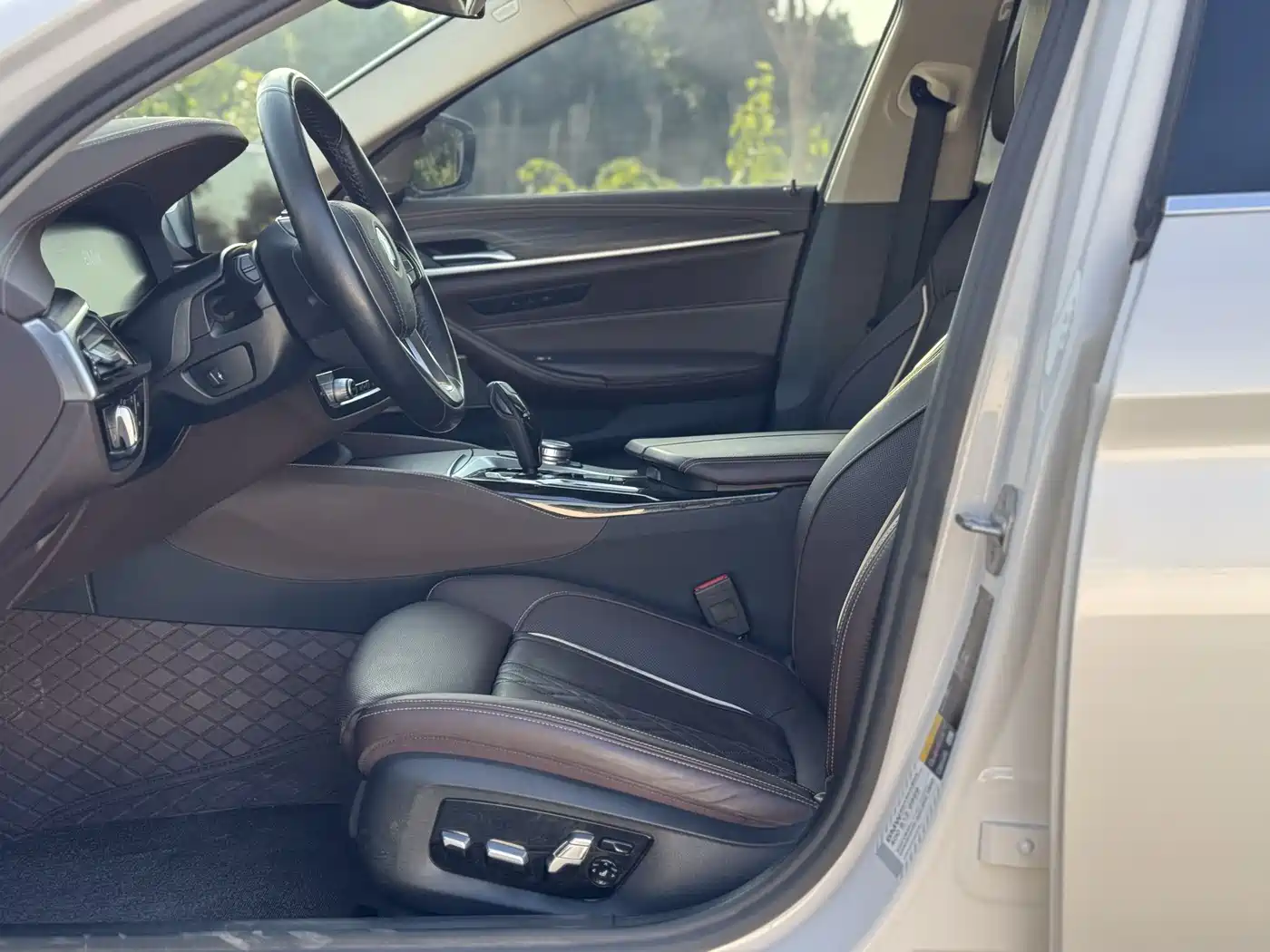 BMW 5 SERIES NEW ENERGY