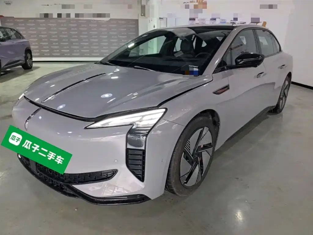 Hongqi EH7 2025 640 AWD Smart Selection Edition