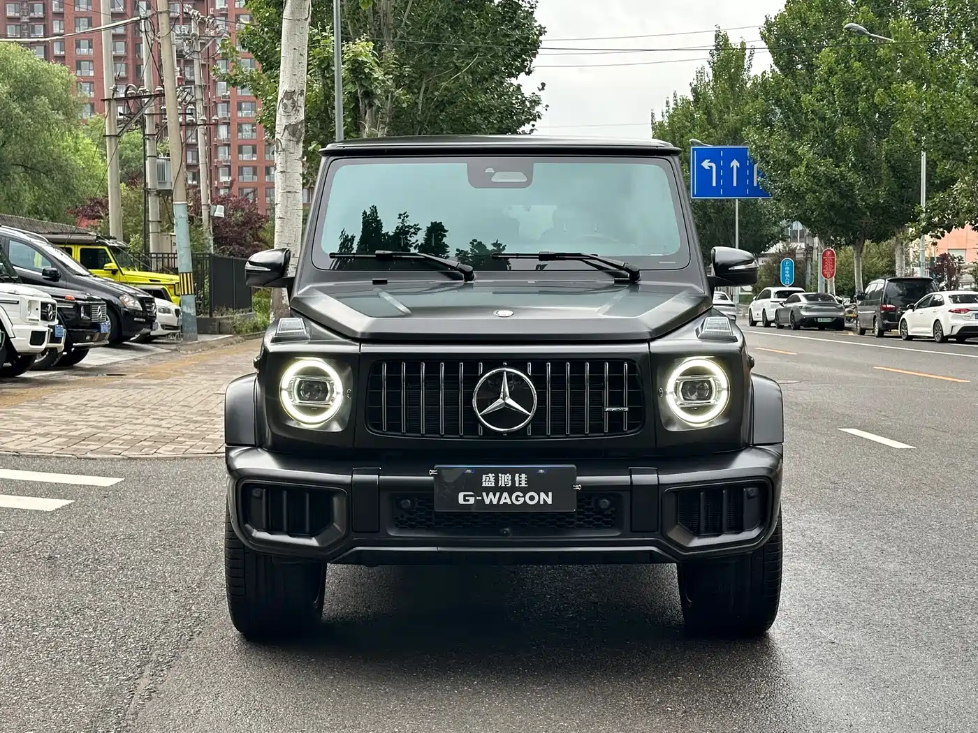 Mercedes-Benz G-Class AMG 2025 AMG G 63 фото 4