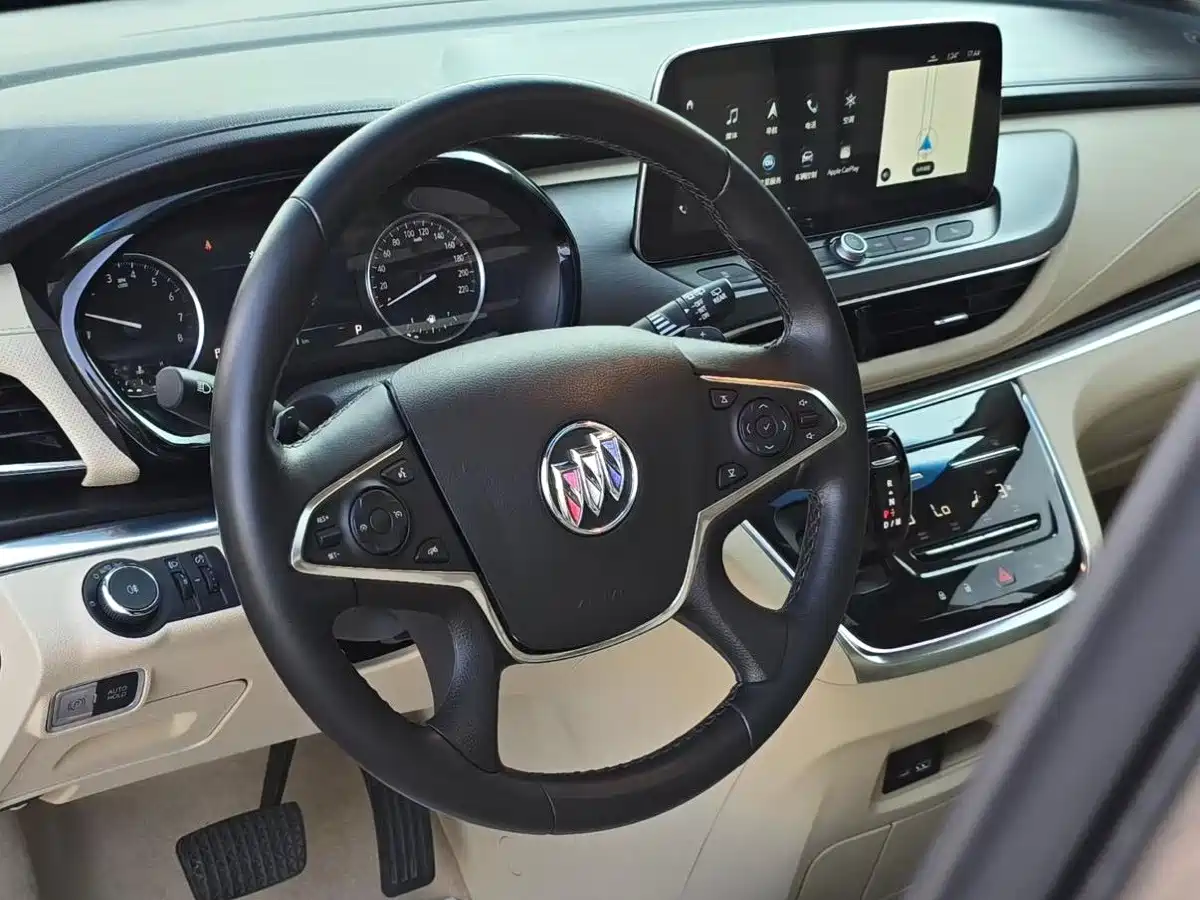 Фото 4 - Buick GL8