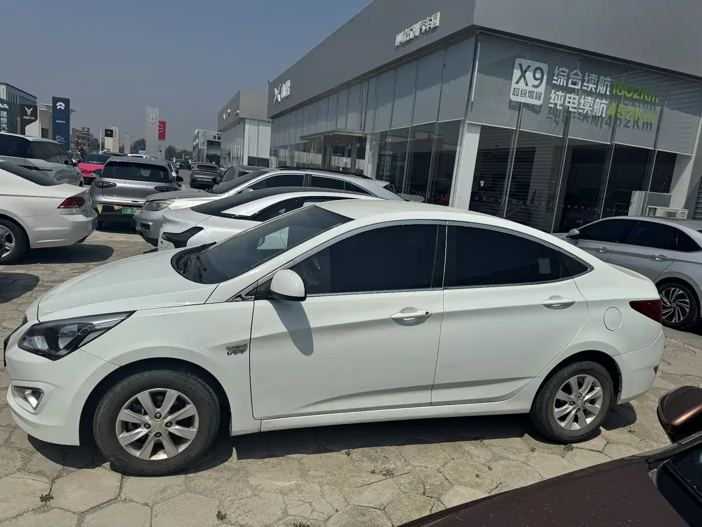 Hyundai Verna 2014 1.4L Manual Smart GLS фото 5