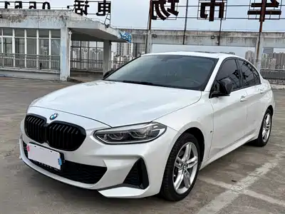 BMW 1