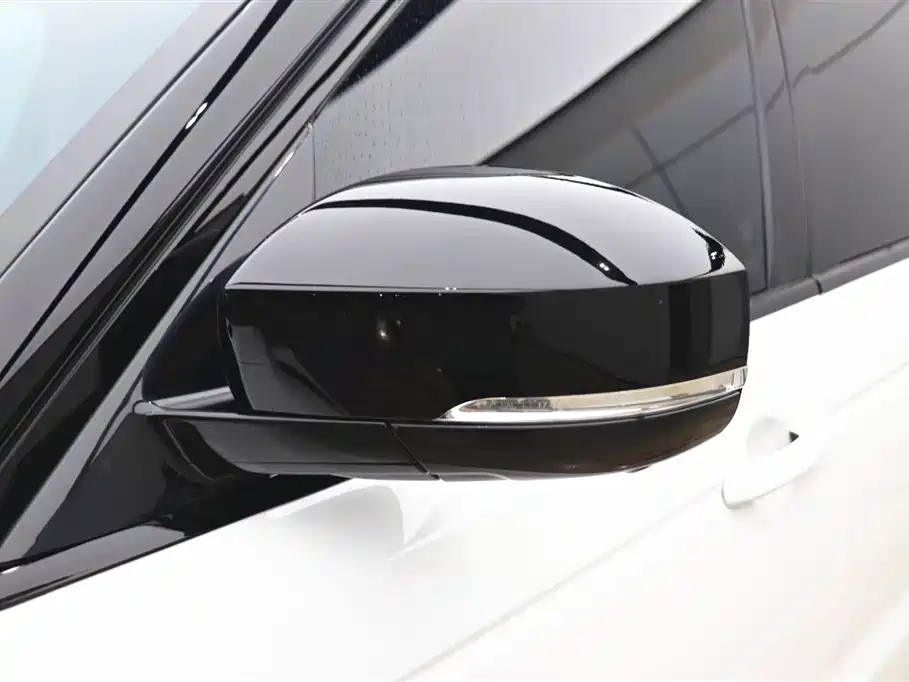 Land Rover Range Rover Sport 2021 3.0 L6 Gloss Black Edition фото 30