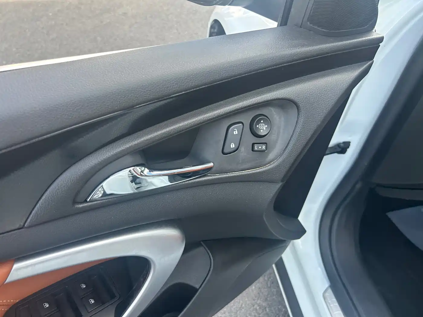 Buick Regal 2015 1.6T Elite Tech Edition фото 6