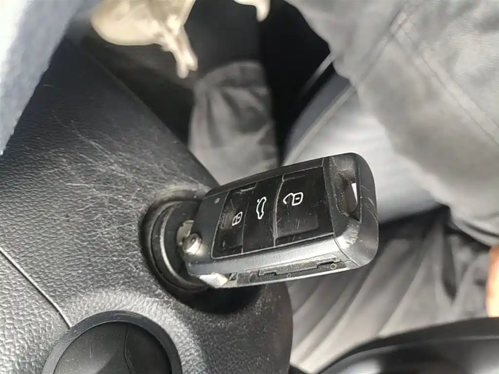 Volkswagen Lavida 2023 Xinrui 1.5L Auto Xinyi Edition фото 9