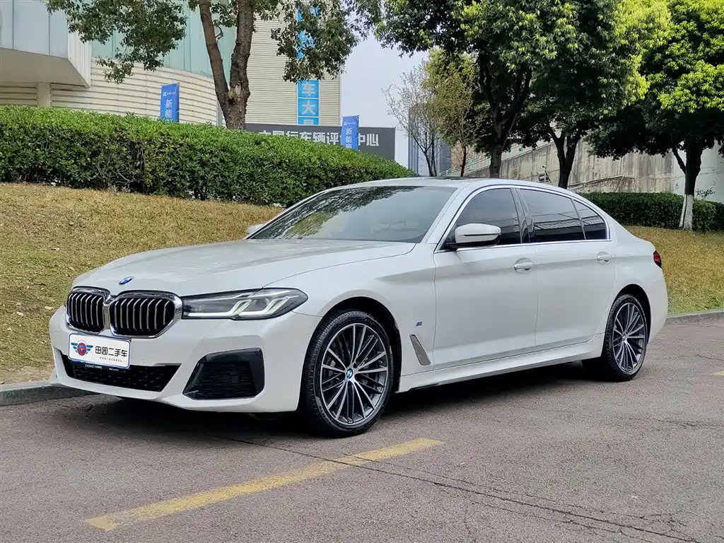 BMW 5 Series 2022 530Li Leading M Sport Package