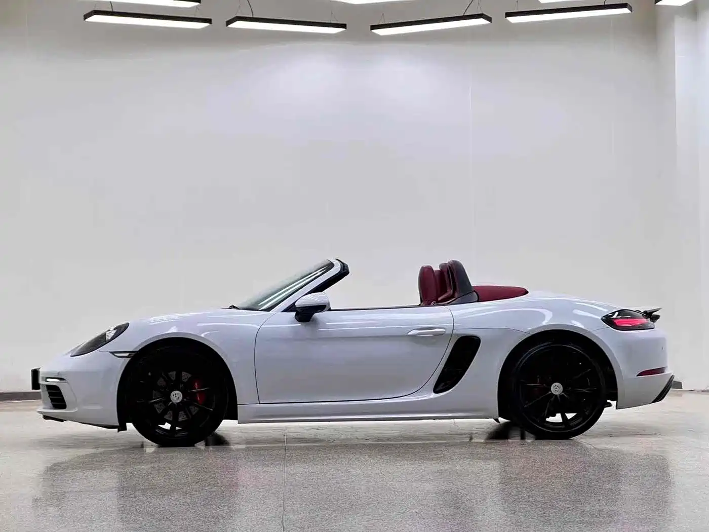 Porsche 718 2018 Boxster 2.0T фото 4