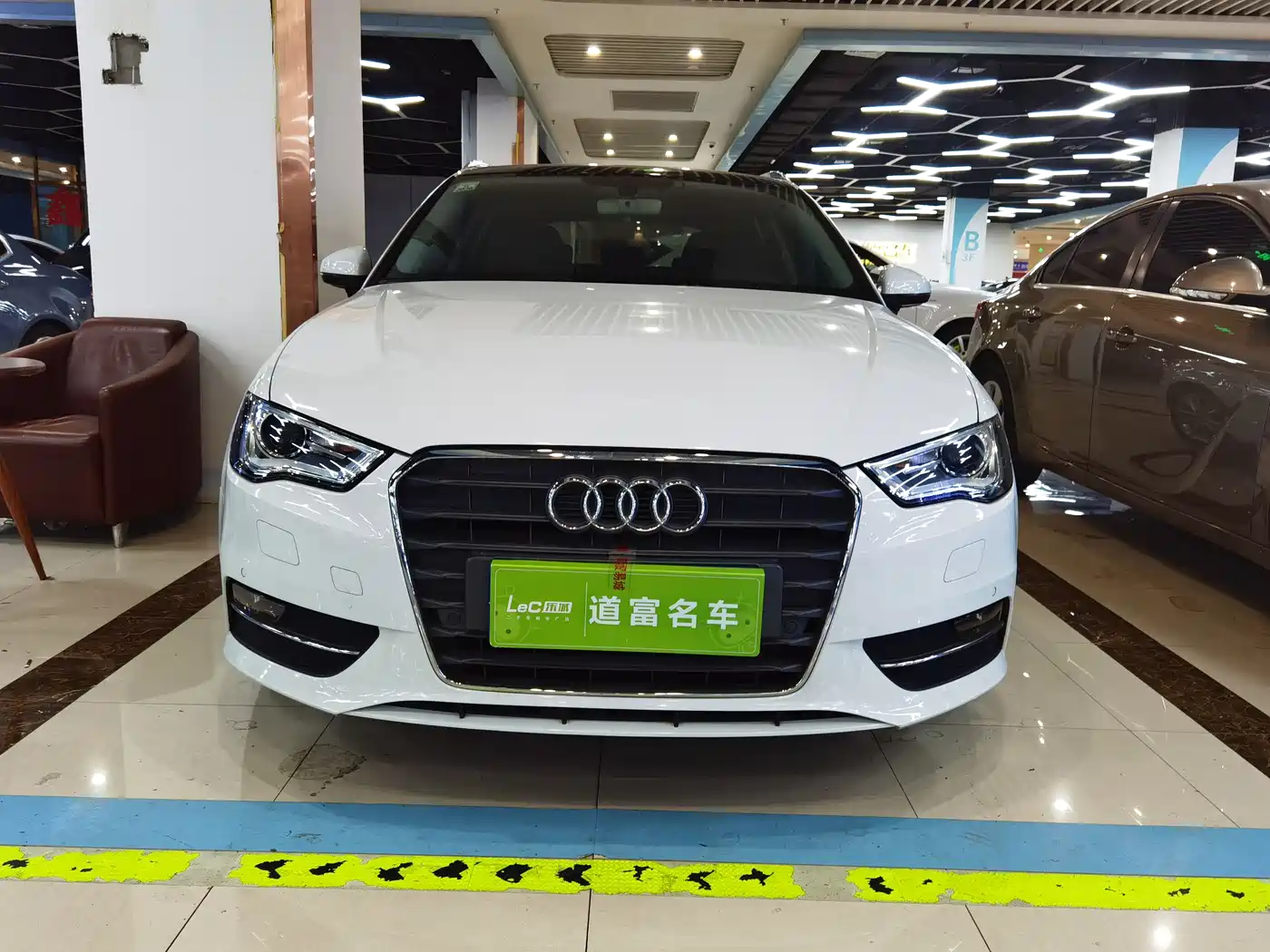 Audi A3 2016 Sportback 35 TFSI Style фото 2
