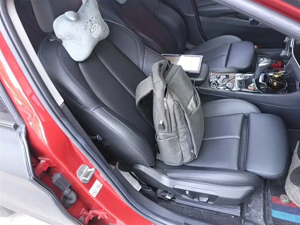BMW 1 Series 2019 120i Leading M Sport Package фото 18