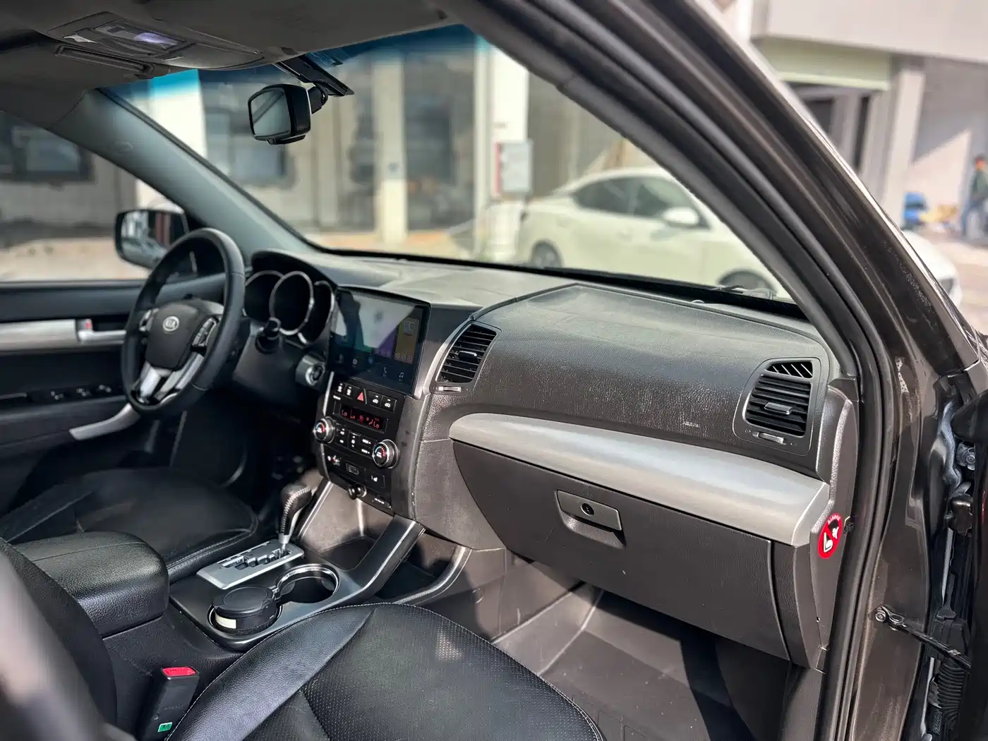 Kia Sorento 2012 2.2T Diesel Ultimate Edition фото 34