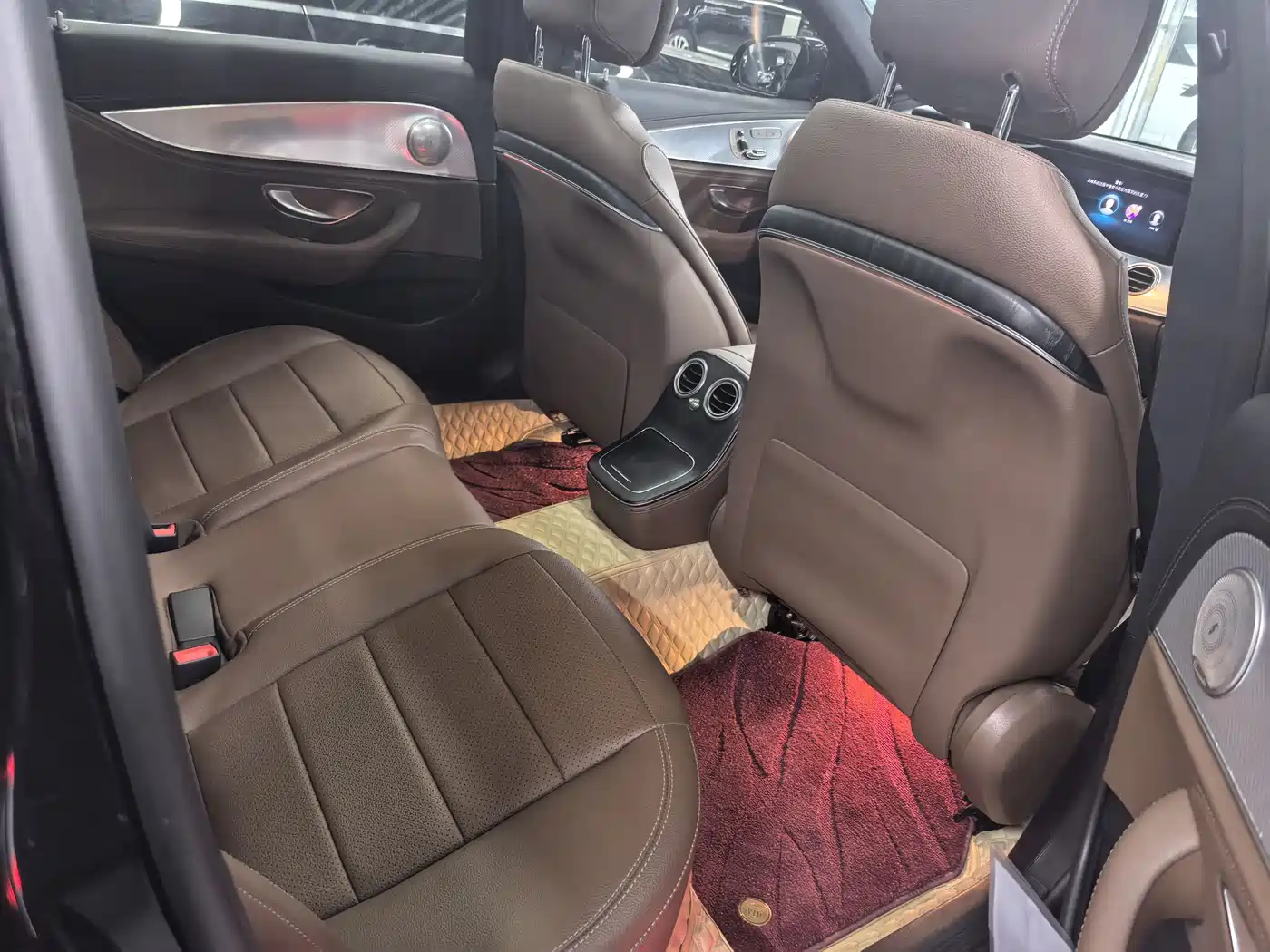 MERCEDES-BENZ E CLASS