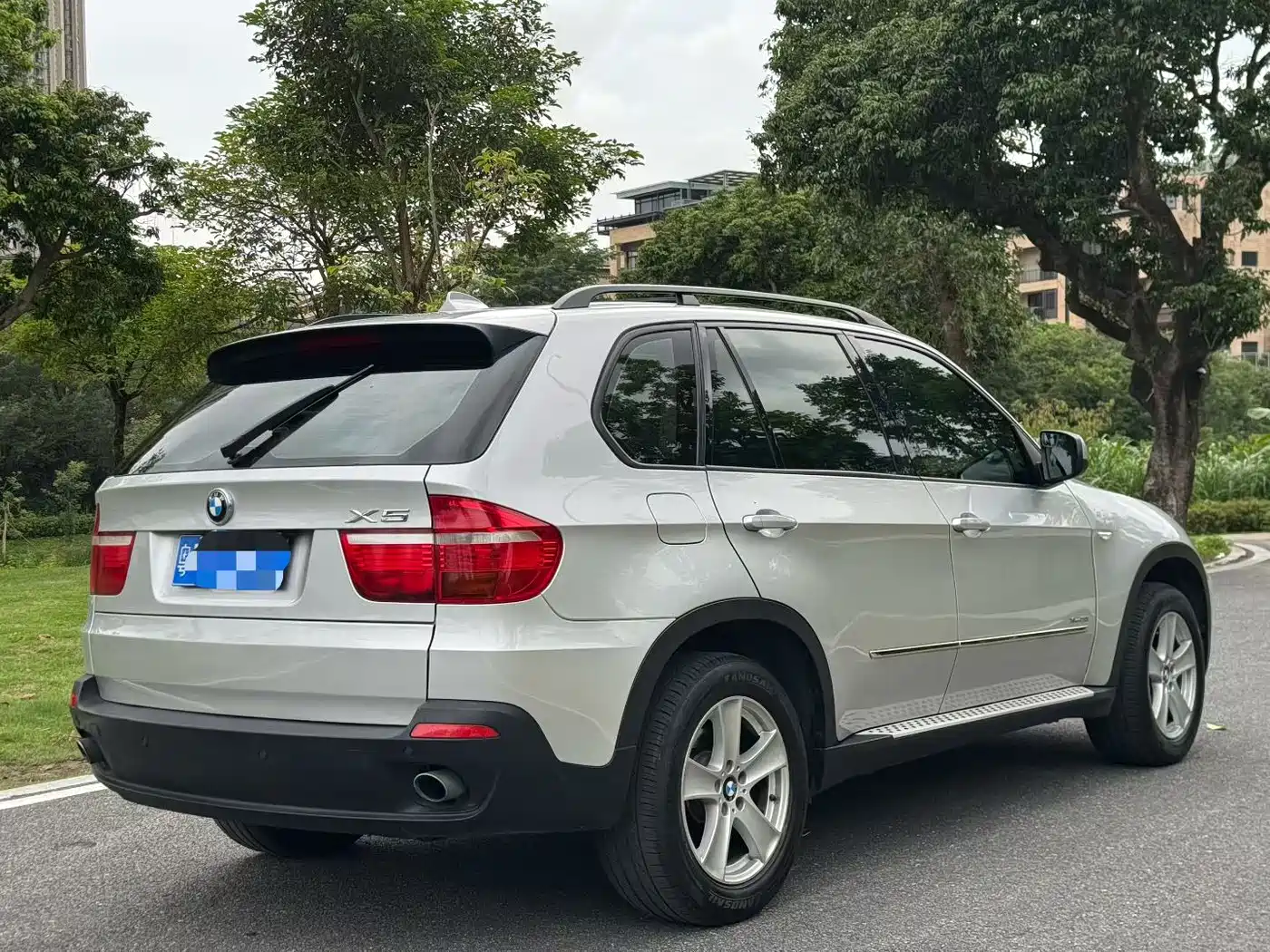 BMW X5 (Import) 2009 xDrive30i Luxury фото 9
