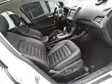 Фото 25 - Ford Edge