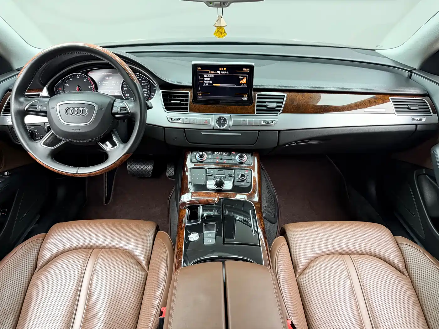 Audi A8 2013 A8L 55 TFSI quattro Premium фото 5