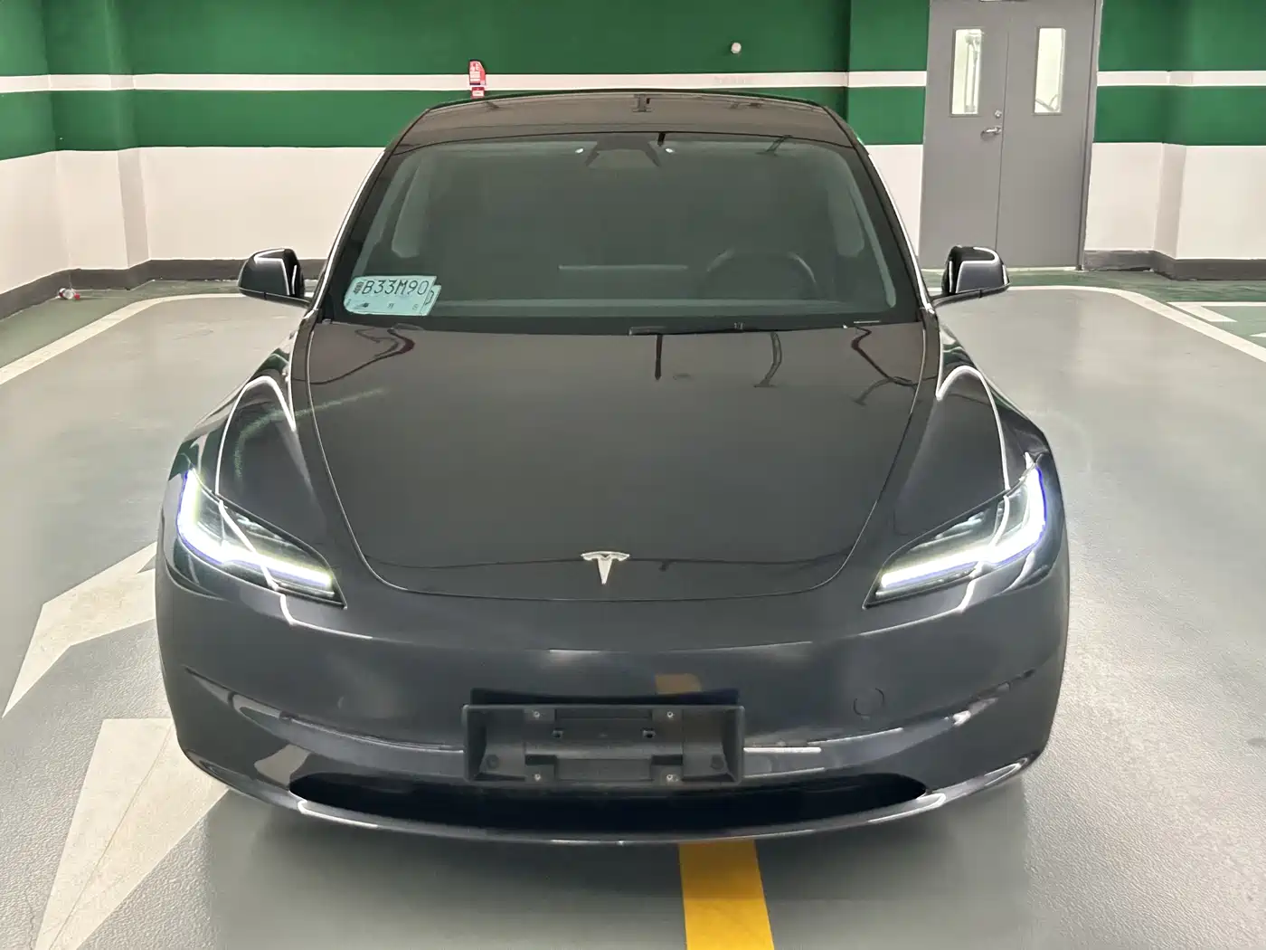 TESLA MODEL 3