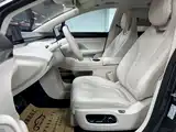 Photo 10 - Zhijie Luxeed R7