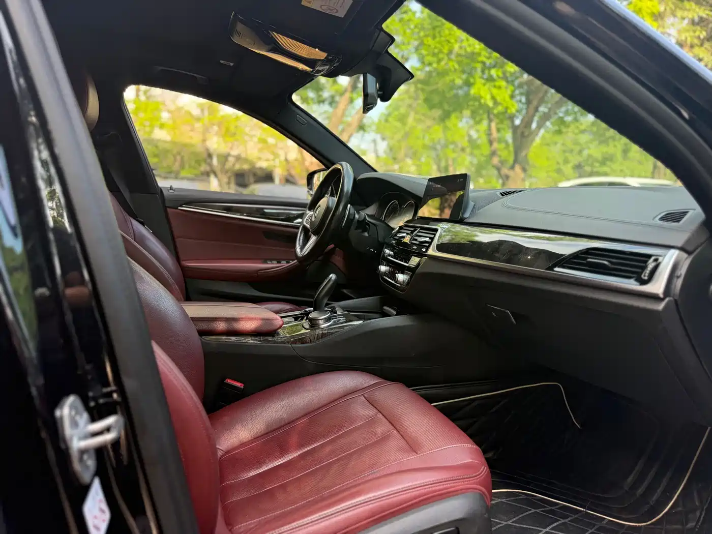 BMW 5 Series 2018 Facelift 530Li Leading M Sport Package фото 8