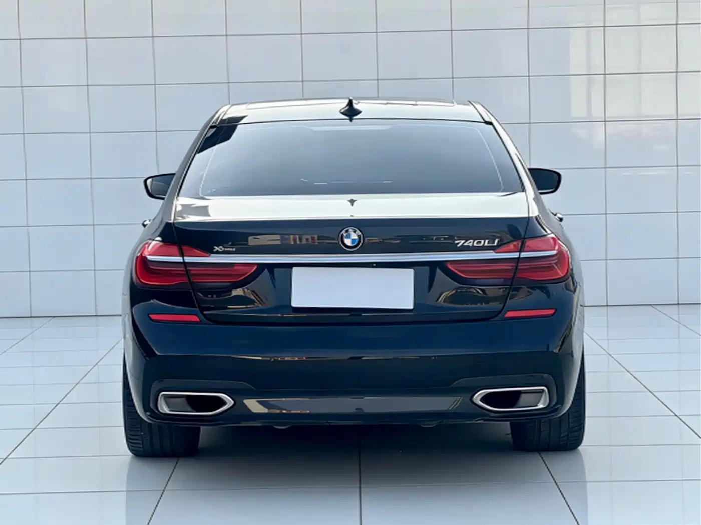BMW 7 Series 2018 740Li xDrive Premium Type M Sport Package фото 10