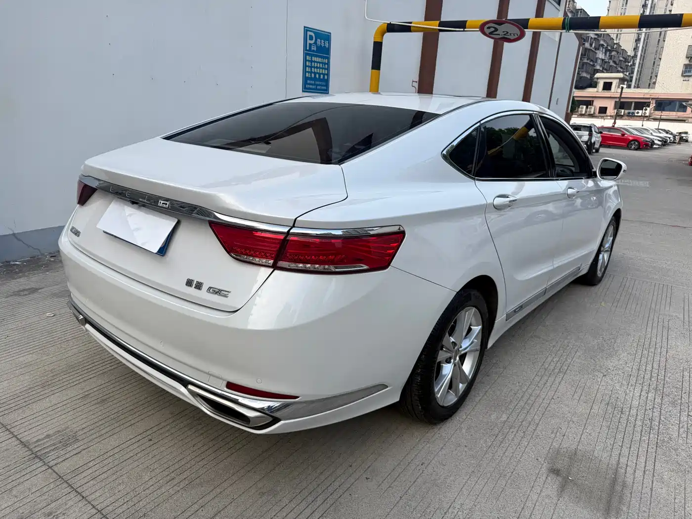 Geely Borui 2018 2018 1.5T MHEV Premium Edition