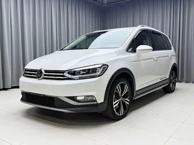Volkswagen Touran Volkswagen Touran, L 280TSI DSG, Расширяя границы, 6 мест