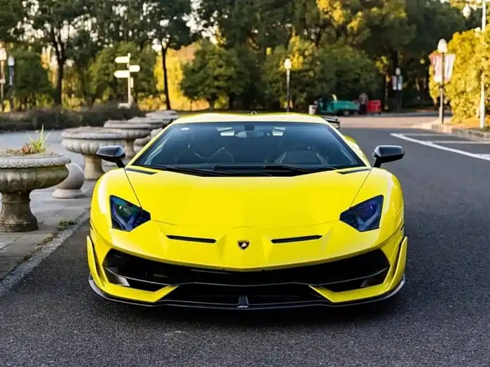 Lamborghini Aventador 2011 LP 700-4 фото 3