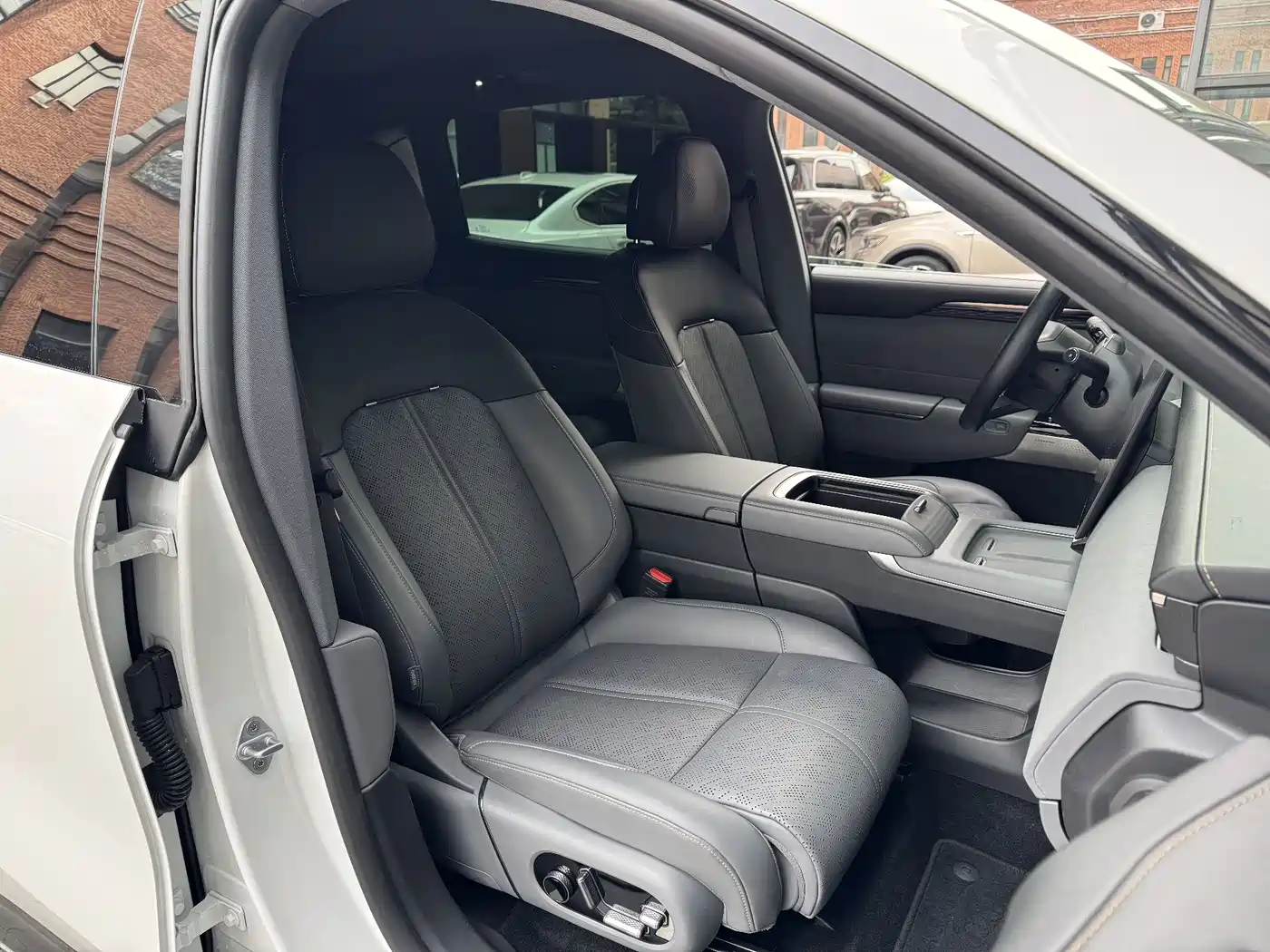 ZEEKR EXTREME KRYPTON 7X