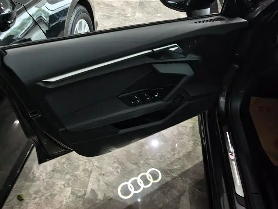 Audi A3 2022 A3L Limousine 35 TFSI Style Elegance фото 7