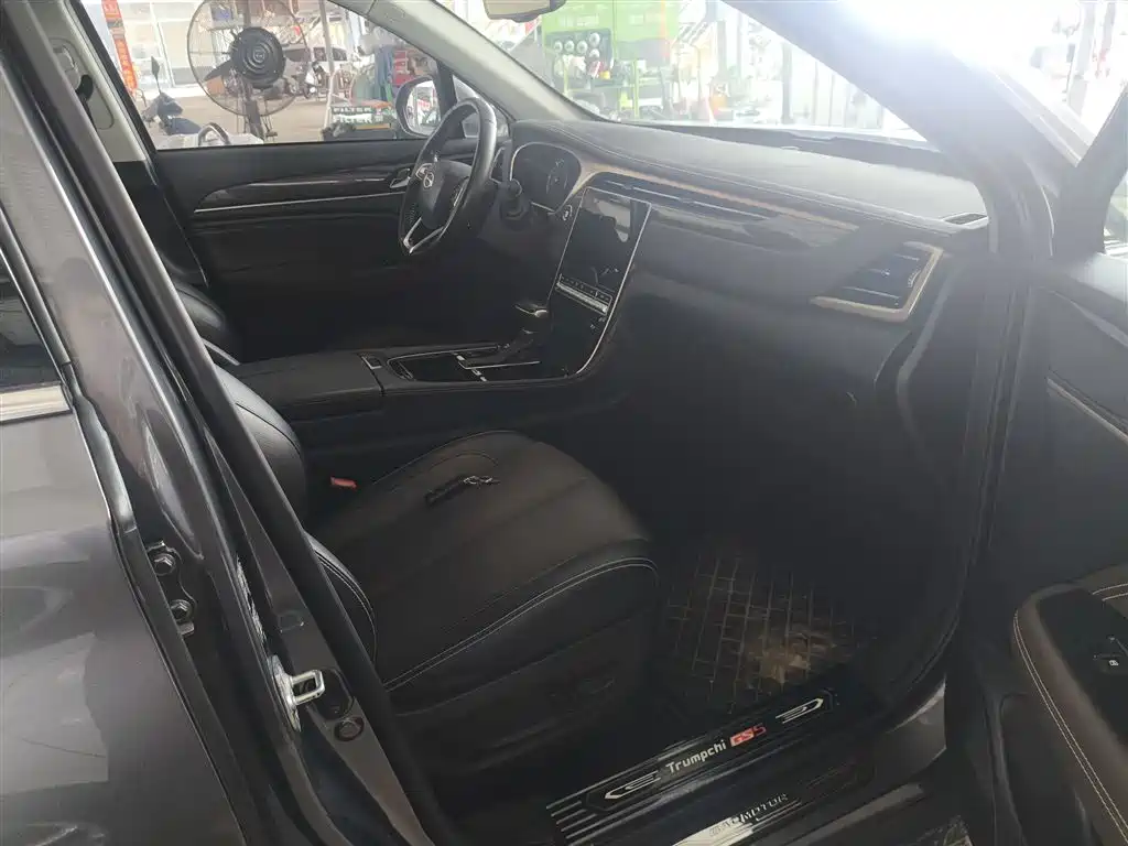 GAC Trumpchi Trumpchi GS5 2019 270T Automatic Premium фото 16
