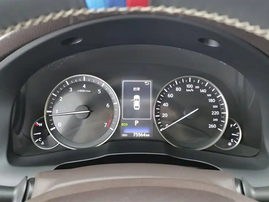 Lexus ES 2015 200 Elite Edition фото 14