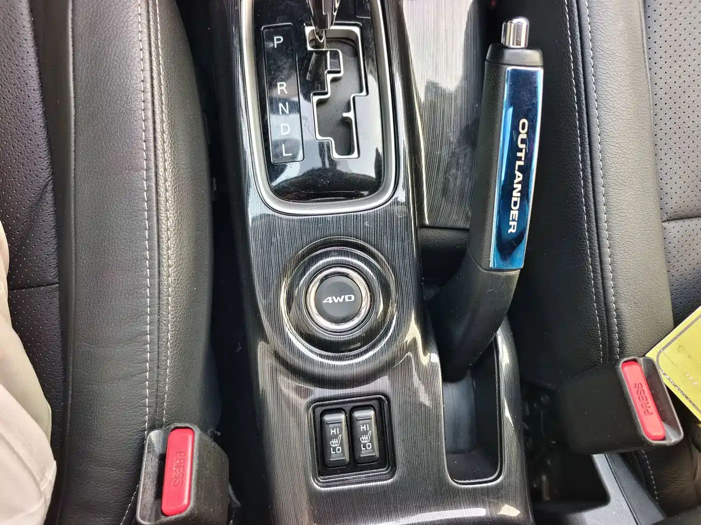 Mitsubishi Outlander 2017 2016 2.4L 4WD Luxury Edition 7-seater