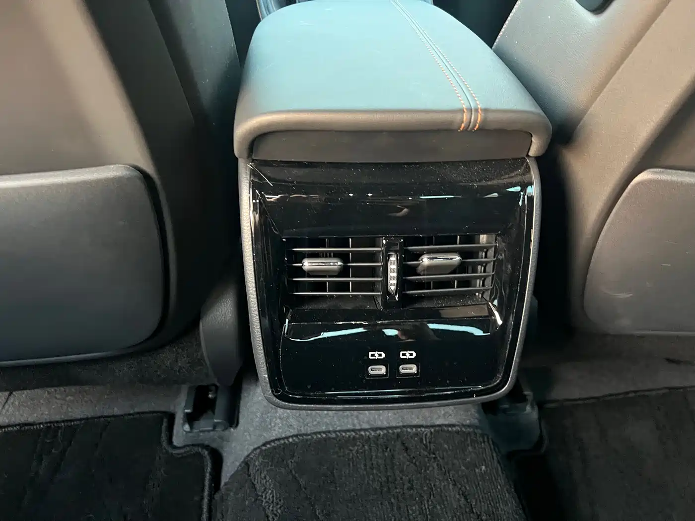 Toyota Avalon 2024 Model 2.0L Progressive Edition фото 15