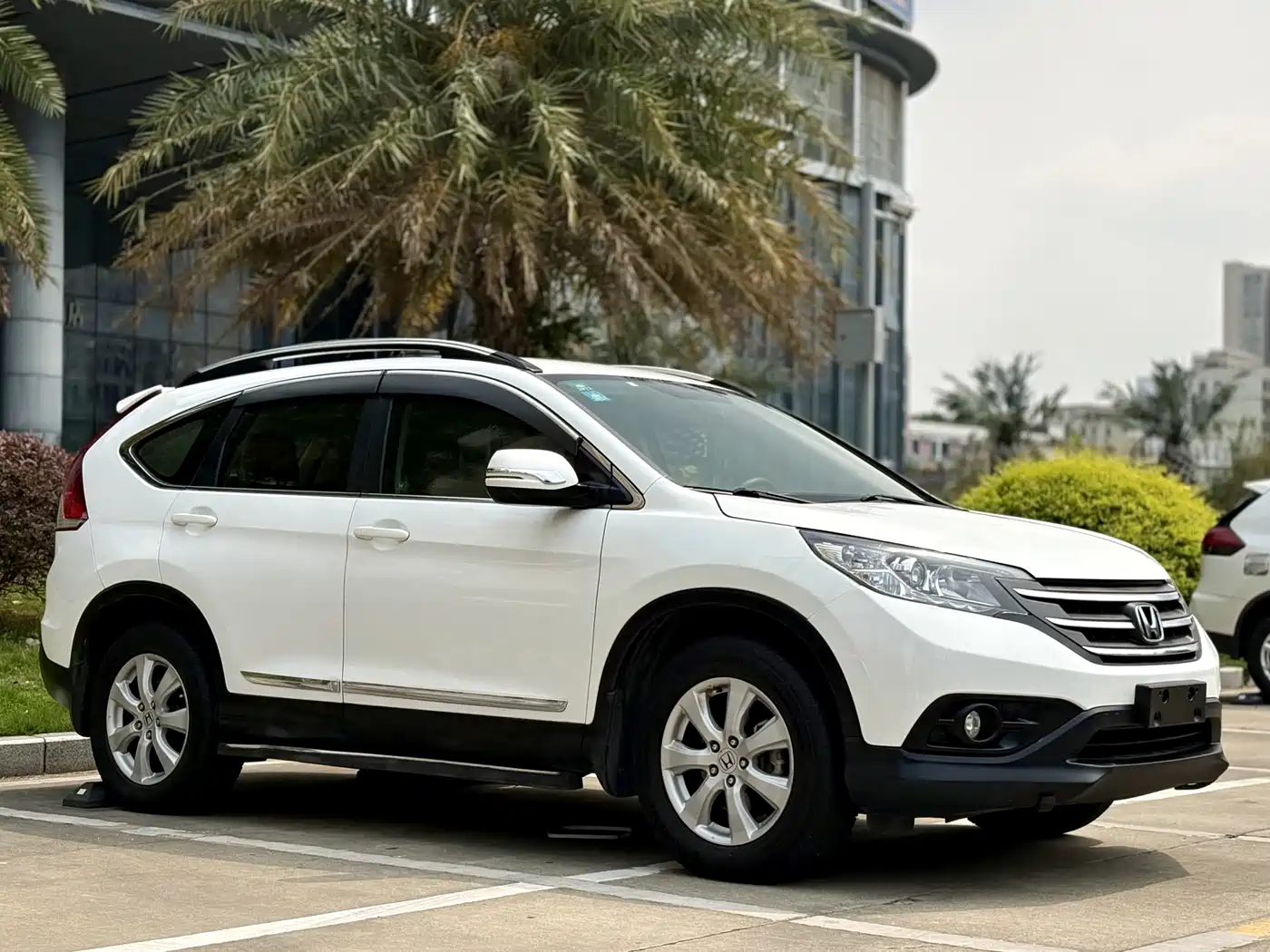 Honda CR-V 2012 2.0L 2WD Urban Edition фото 3
