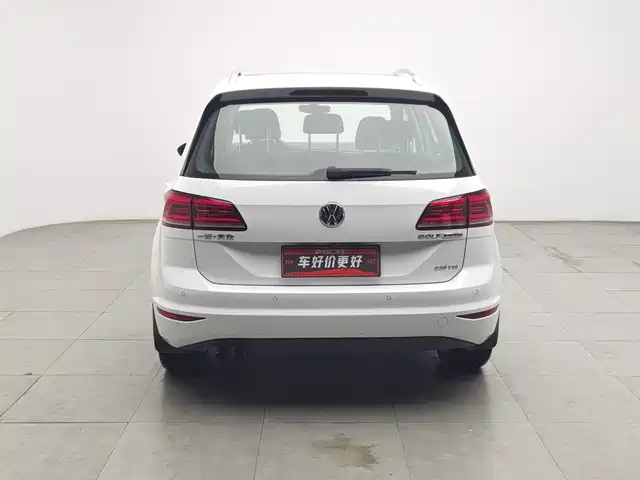 Volkswagen Golf Sportsvan 2018 230TSI Automatic Luxury — фото 4
