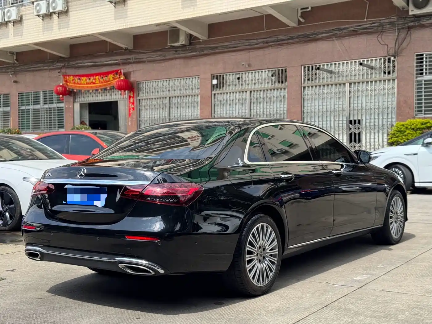 Mercedes-Benz E-Class 2023 E 300 L Luxury фото 4