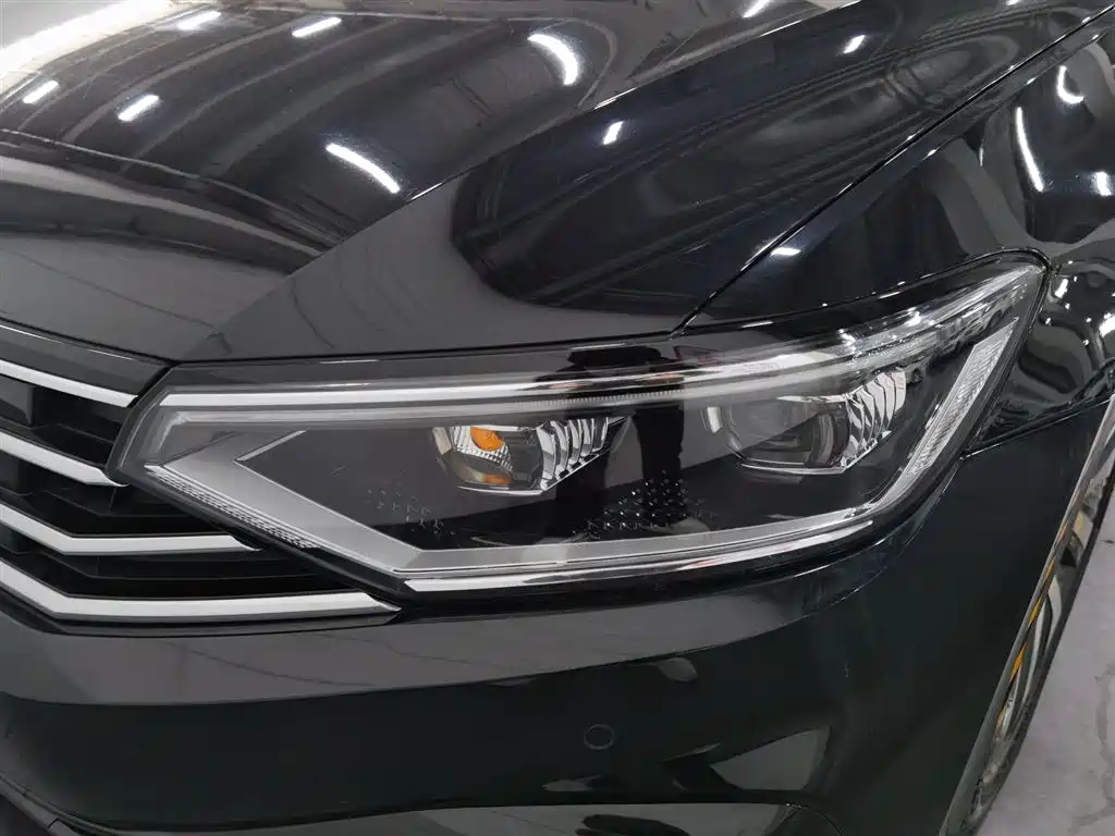 Volkswagen Magotan GTE Plug-in Hybrid 2022 GTE Luxury фото 7