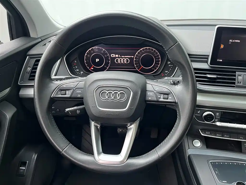 Audi Q5L 2020 Facelift 40 TFSI Honor Fashion фото 10